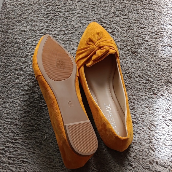 MUSSHOE Pointed Toe Slip On Flats - 10 - Picture 6 of 6